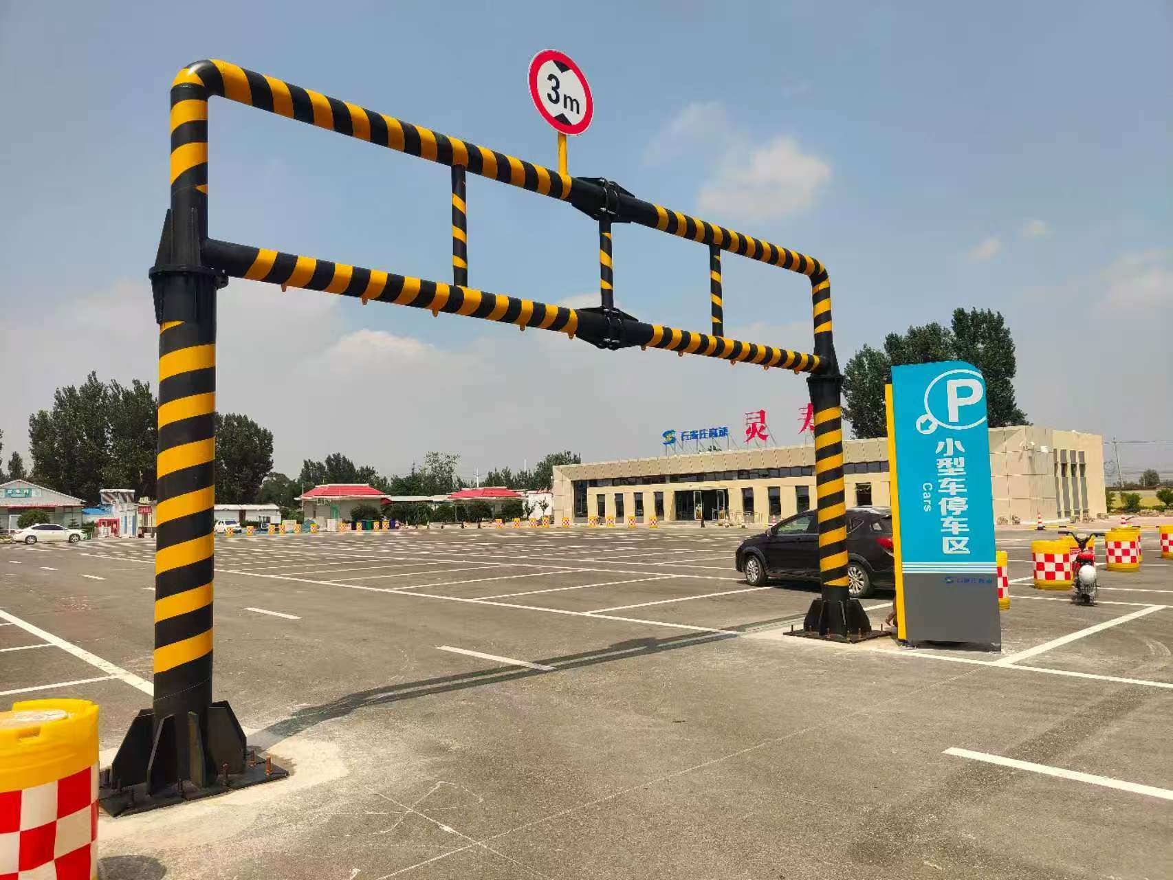 广州市道路标志杆龙门架 - 方案